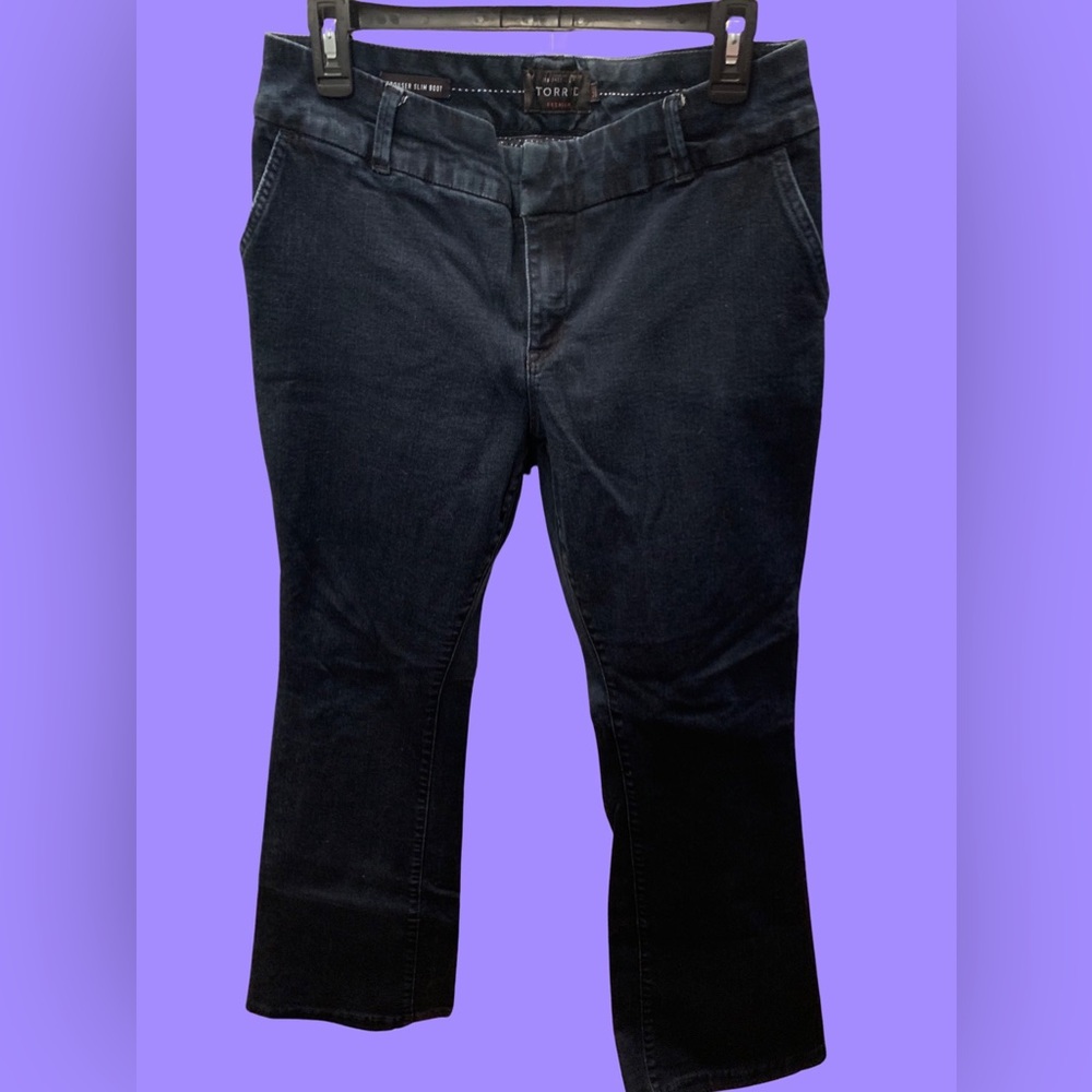Torrid premium denim trousers with slim legs and bootcut at the bottom - size 12